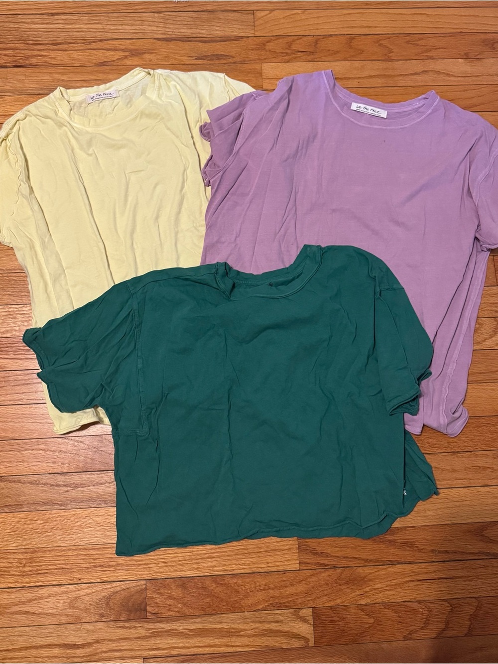 We The Free Short Sleeve Tees: bundle sizes small & medium